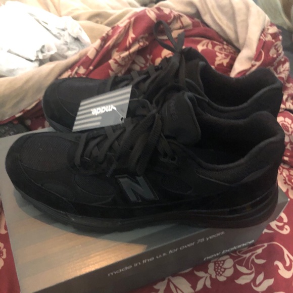 NEW BALANCE 992  TRIPLE BLACK - BRAND NEW!! - Picture 8 of 8